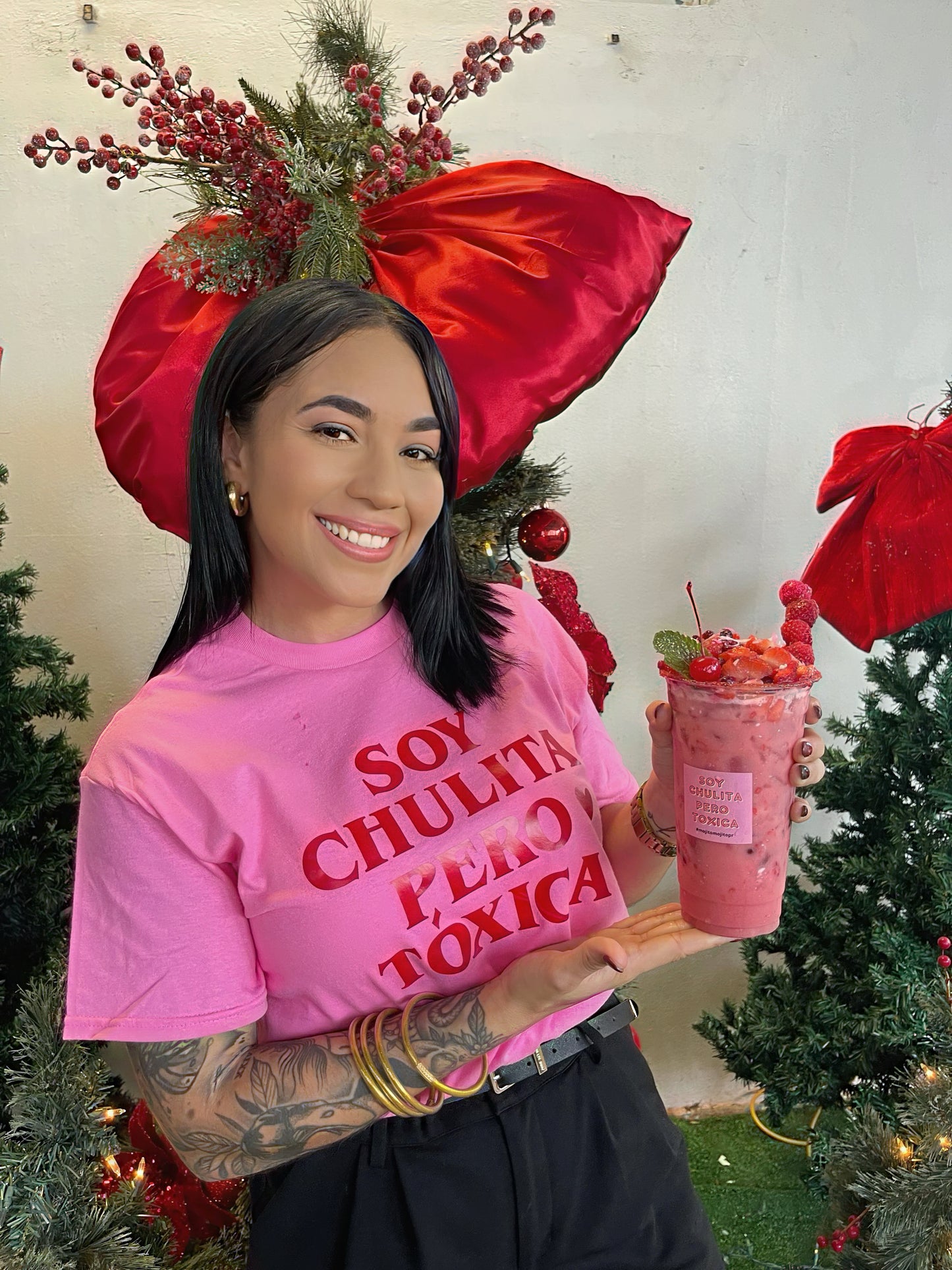 Soy Chulita Pero Tóxica Tee